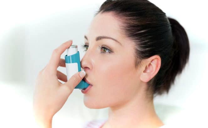 Женщина с бронхиальной астмой