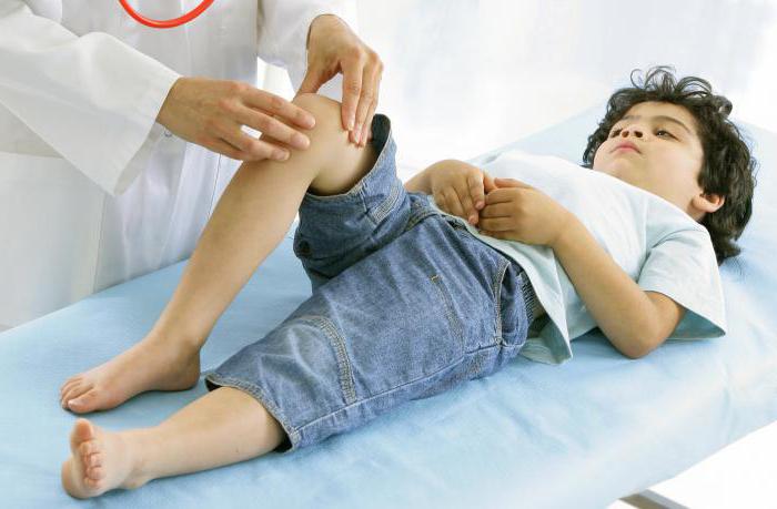 Что делать, если ребенок жалуется на боль в колене?