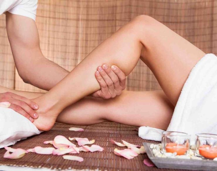 Как делать массаж ног беременным при отеках