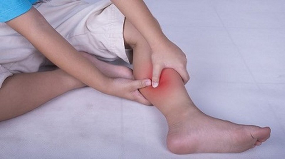 У ребенка болят ноги после температуры при ОРВИ