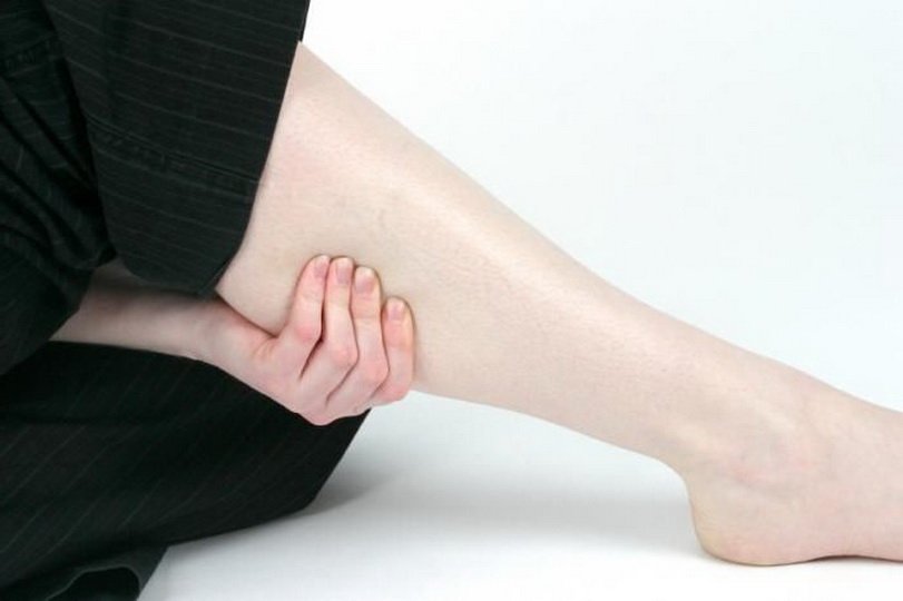 Причины и лечение зуда ног ниже колен