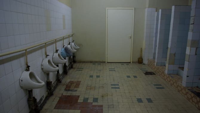Общественный туалет