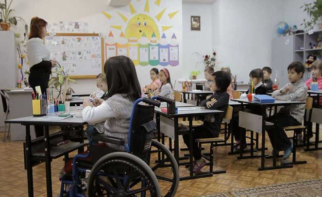 Обучение детей-инвалидов в общеобразовательной школе